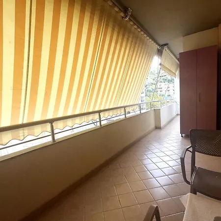 Zuena Apartment *